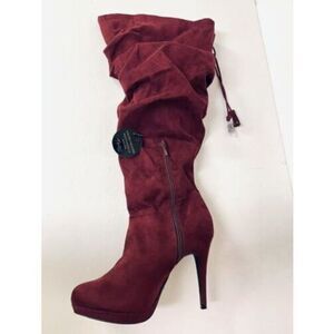New in Box 8.5 W Wide Calf  Thalia BRISA Burgundy Suede Knee High Fashion Boots